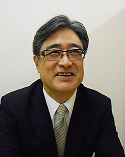 中学受験の家庭教師 西村 賢治（にしむら けんじ） 【 写真 】